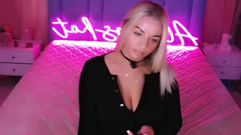 AlwaysHot online show from February 12, 2:46 am