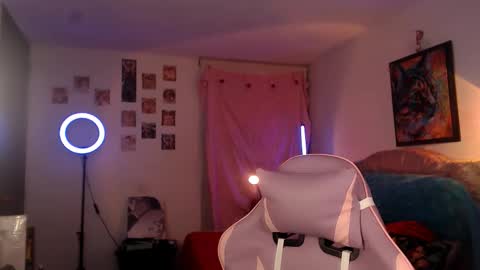 Ally online show from March 27, 1:18 am