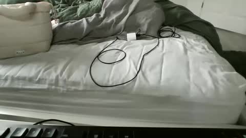 Snapshot of allylove2626 chatting on September 24, 7:24 pm allylove2626 online show from September 24, 7:24 pm