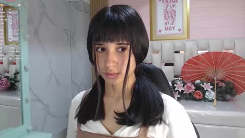 Allysa  online show from January 13, 8:35 pm