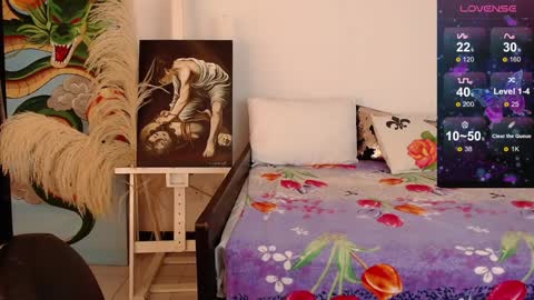 Snapshot of alma_art_ chatting on December 22, 12:39 am alma_art_ online show from December 22, 12:39 am
