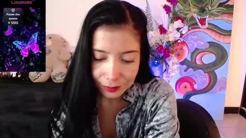 Snapshot of alma_art_ chatting on March 5, 9:28 pm alma_art_ online show from March 5, 9:28 pm