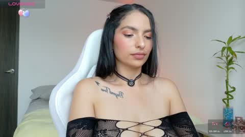 Alma online show from March 28, 9:35 pm