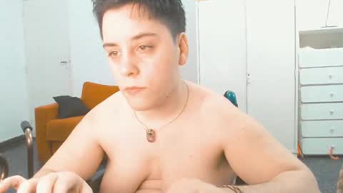 Almond online show from March 3, 8:29 pm