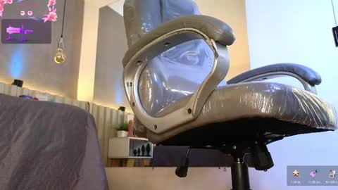 alondra_king online show from May 23, 5:39 am