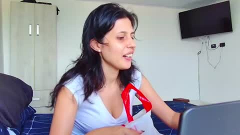 alouquaa online show from July 21, 1:56 pm