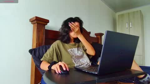 alouquaa online show from July 8, 7:05 pm