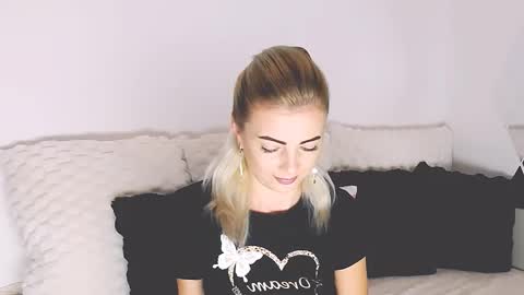 aly online show from November 6, 9:59 am