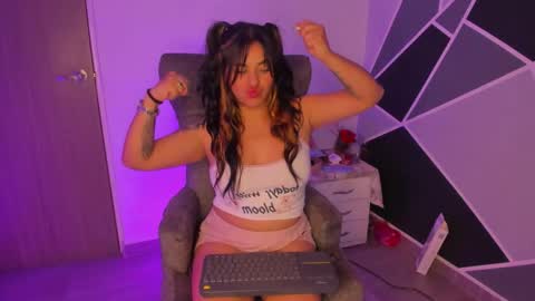 alysa magic online show from March 16, 5:17 pm