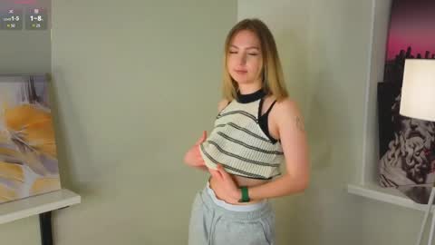 Kate online show from April 7, 4:31 pm