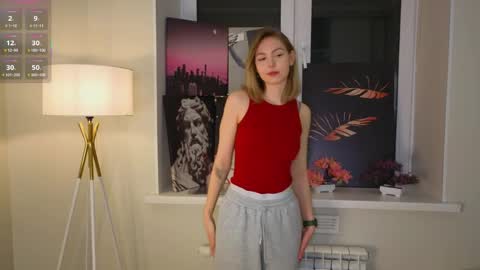 Kate online show from April 5, 4:39 pm