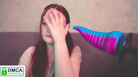 Alyssa online show from November 19, 3:39 am