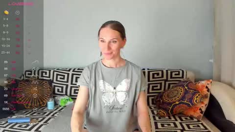 Amalia online show from December 21, 11:25 am