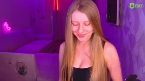 Snapshot of amaliaqueen999 chatting on February 24, 3:20 pm Amalia online show from February 24, 3:20 pm