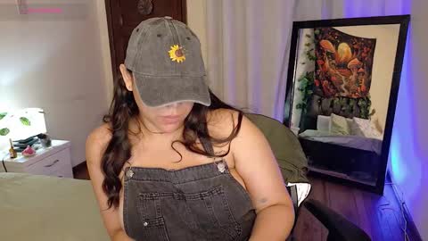         online show from February 5, 4:21 pm