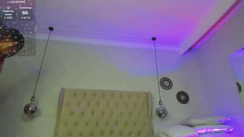 amanda29_ online show from January 6, 7:39 pm