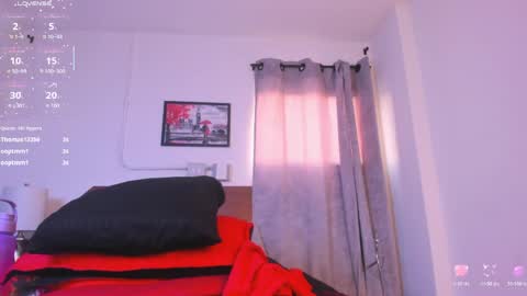 amanda29_ online show from April 4, 7:13 pm