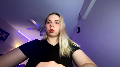 Amanda online show from September 15, 9:28 am