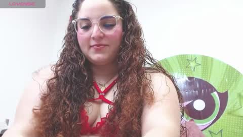 Amanda W online show from April 14, 8:20 pm