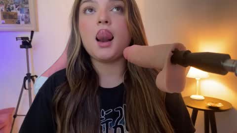 Amandha online show from February 21, 4:51 pm