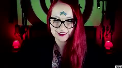 Goddess Amanita online show from March 26, 11:45 am