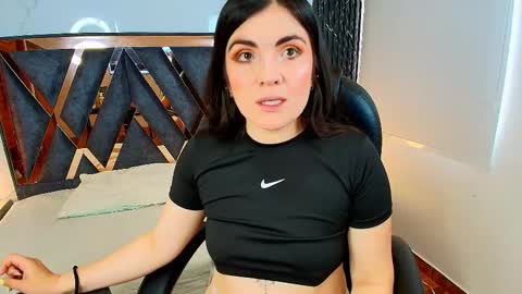 Amara Vega  online show from November 6, 1:06 pm