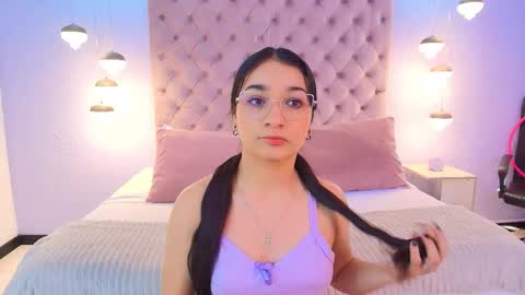  Ambar  online show from February 16, 1:55 pm