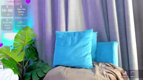   online show from February 27, 7:46 pm