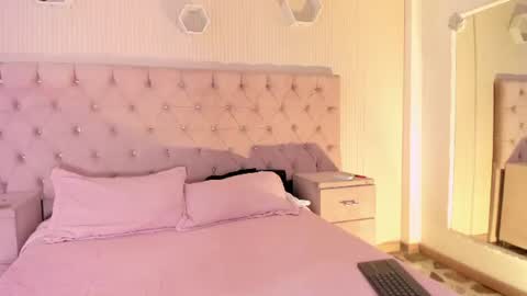 Ambar Dupont online show from June 20, 7:34 am