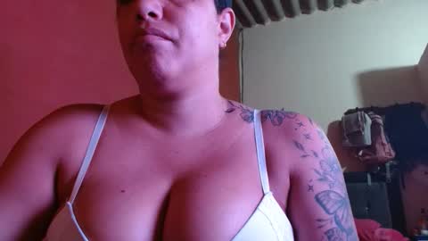 Snapshot of ambarmilf09 chatting on September 14, 5:55 pm ambarmilf09 online show from September 14, 5:55 pm