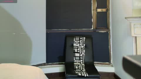 Snapshot of ambaross chatting on February 15, 7:17 pm Ambar Ross online show from February 15, 7:17 pm