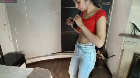 Snapshot of ambaross chatting on January 29, 7:22 pm Ambar Ross online show from January 29, 7:22 pm