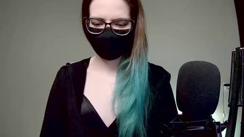 Snapshot of amber_candyfloss chatting on February 19, 9:47 pm Amber non-nude model online show from February 19, 9:47 pm