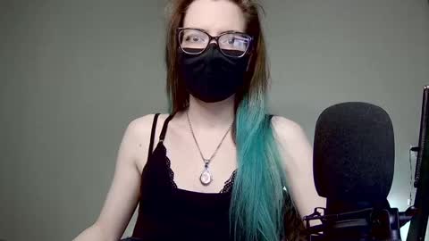 Snapshot of amber_candyfloss chatting on February 5, 10:44 pm Amber non-nude model online show from February 5, 10:44 pm