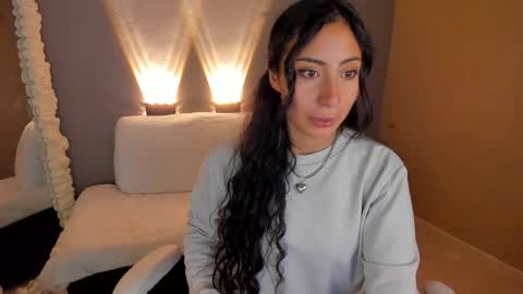 amber_curly online show from March 3, 11:34 pm