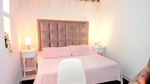 amber_ink online show from September 30, 7:52 pm