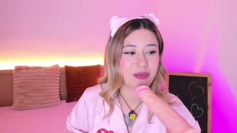 amber_palmer online show from July 12, 9:37 pm