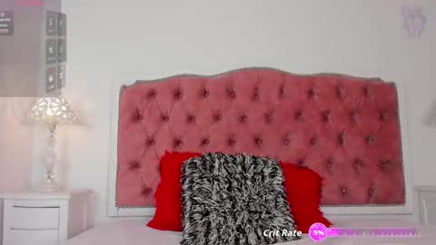 Snapshot of amber_roose75 chatting on October 6, 12:11 pm julieta  online show from October 6, 12:11 pm