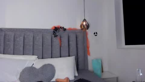 Snapshot of amber_rose23 chatting on October 18, 3:59 pm Michell online show from October 18, 3:59 pm