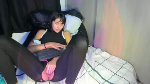 Amber latina online show from February 8, 7:34 am