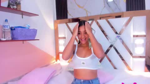 Amber online show from March 8, 6:46 pm