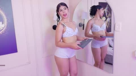 ambers online show from February 12, 6:09 pm