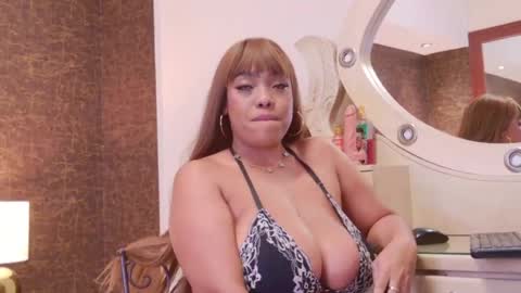 Amber Dream  online show from April 10, 4:40 am