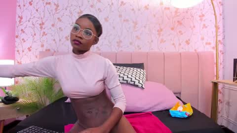 Snapshot of amelia_adms chatting on February 26, 7:08 pm Amelia Adams online show from February 26, 7:08 pm