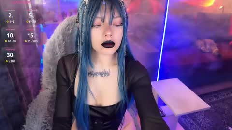 Amelia Aley  online show from February 17, 11:20 am