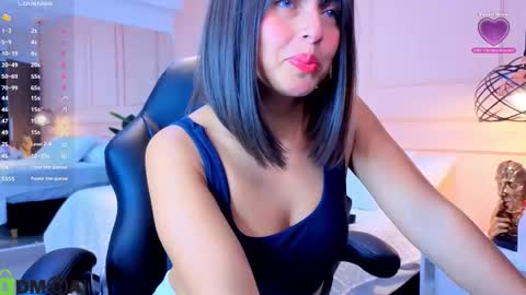 AMELIA online show from February 16, 11:54 am