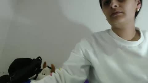 amelia online show from April 14, 3:17 am