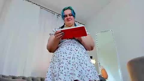 Amelia online show from June 19, 4:21 pm