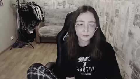 Amelia online show from December 13, 12:50 pm