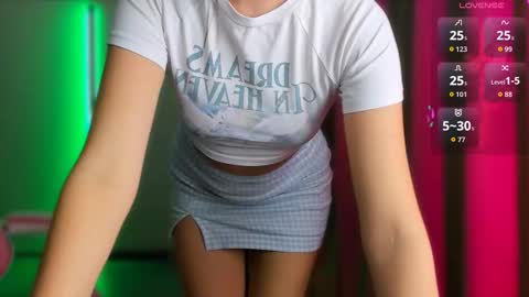 Snapshot of ameliasonk chatting on October 15, 7:38 pm Amelia Sonk online show from October 15, 7:38 pm
